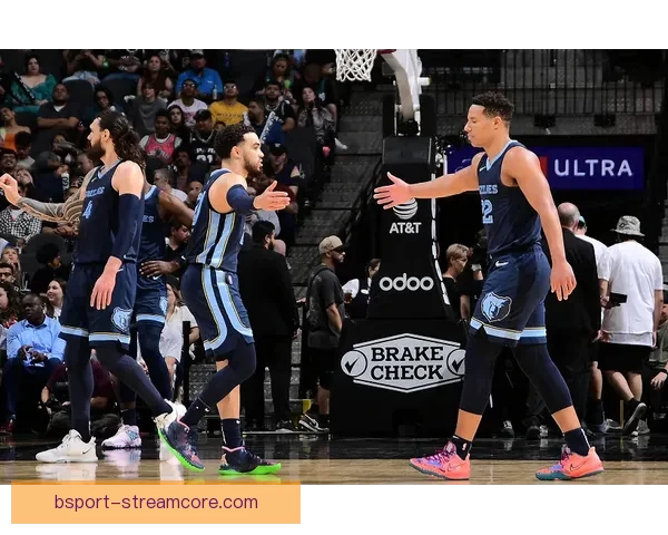 自十六赛季以来首次 马刺勇夺本赛季西南赛区冠军